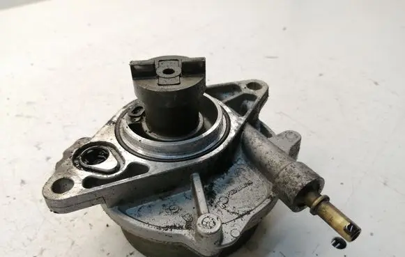 Peugeot Boxer Vacuum pump 70002701A