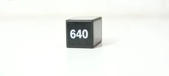 Audi A4 S4 B7 8E 8H Other relay 8E0907307D