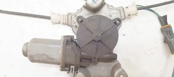 Nissan Almera Tino Front door window regulator motor 400600t5