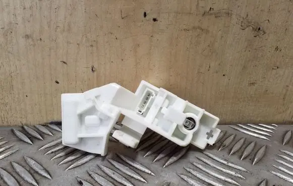 Tail light part