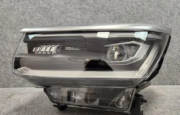Volkswagen Amarok II Headlight/headlamp N1XB13E017DESCZ N1XB13E017DE