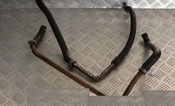 Iveco Daily 3rd gen Engine coolant pipe/hose