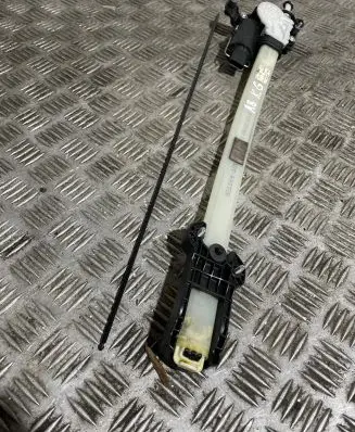 Audi A8 S8 D4 4H Curtain motor 4H0861963