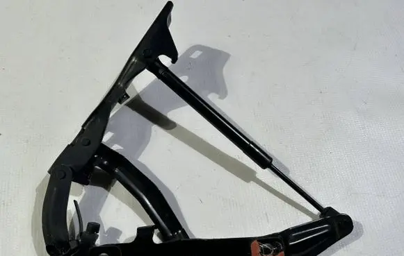 Chevrolet Corvette C7 Tailgate/trunk/boot hinge 73678568