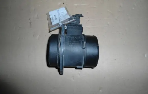 KIA Carens III Mass air flow meter 281642A500