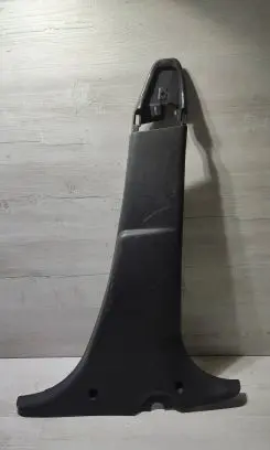 Dacia Duster (B) pillar trim (bottom) 8200720244 8200823419