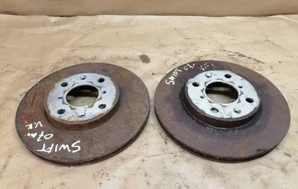 Suzuki Swift I Front brake disc