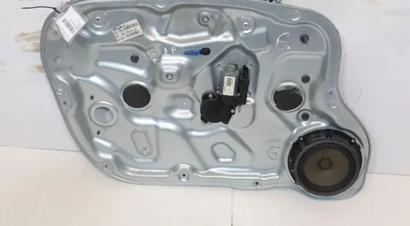KIA Ceed Front window lifting mechanism without motor 824701R020