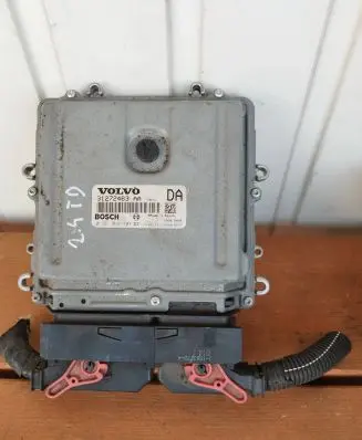 Volvo XC90 Engine control unit/module 31272463AA