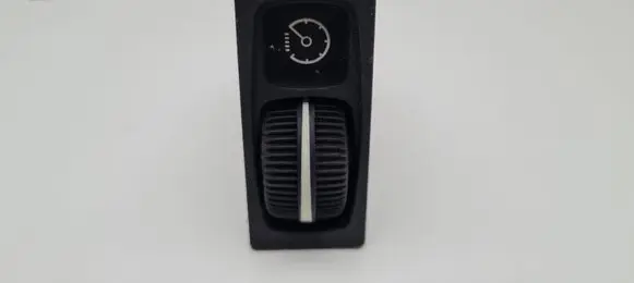 Ford Sierra Panel lighting control switch 83BB13K752AB