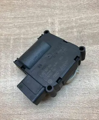 Audi A6 S6 C6 4F Air flap motor/actuator 4F0820511A 0132801359MAIN BVA
