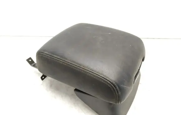 Nissan Titan Armrest