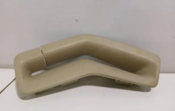 Volvo V70 Seat belt trim 