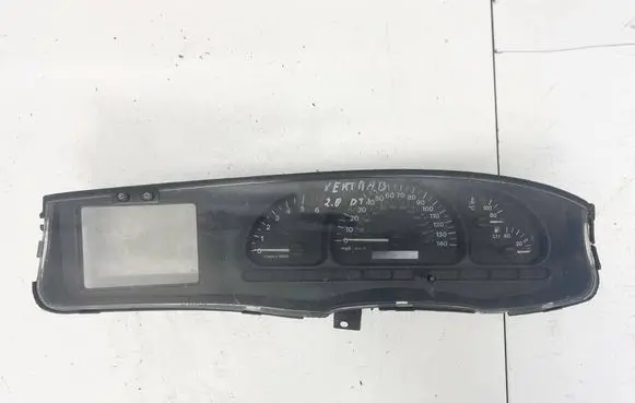 Speedometer (instrument cluster)