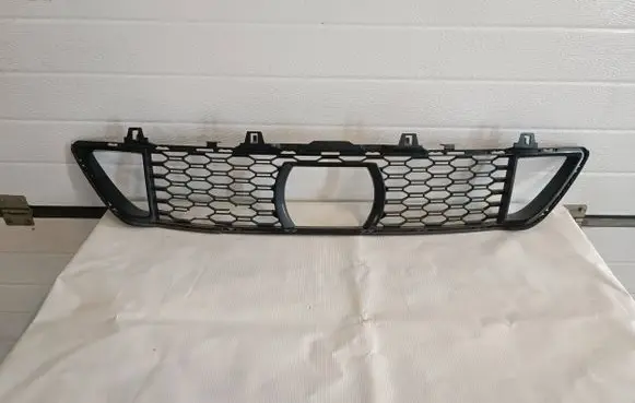 BMW 2 F44 Front bumper lower grill 51118074778 15067010