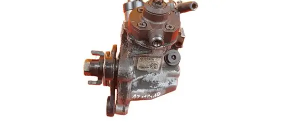 Volvo XC60 Fuel injection high pressure pump 0445010618 D5244T11 D5244T15