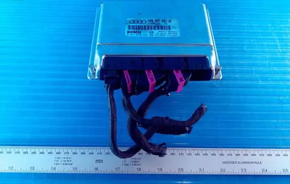 Audi A6 S6 C5 4B Engine control unit/module 4B0907401AE 0281010496