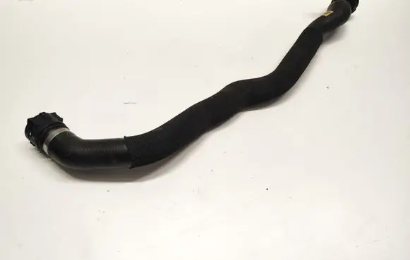 BMW 5 G30 G31 Engine coolant pipe/hose 8573233