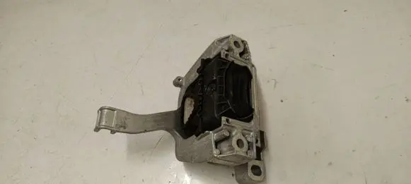 Audi A3 8Y Engine mount bracket 5wa199262d