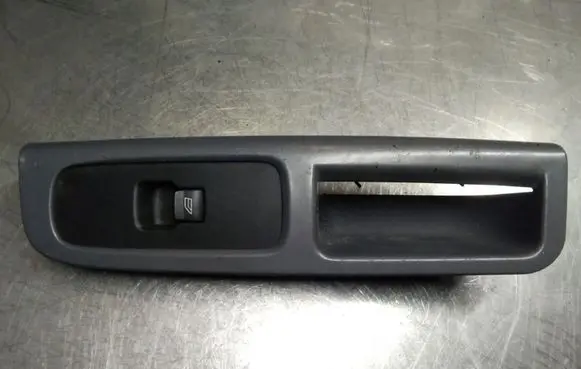 Volvo S40 Electric window control switch 30658448 03451300