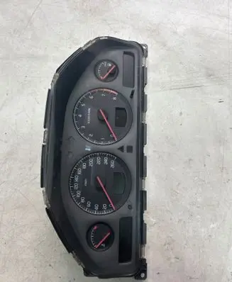 Volvo S60 Speedometer (instrument cluster) 69294570T 9499668 9459821