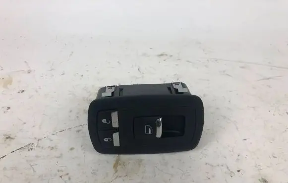 Maserati Ghibli Electric window control switch 670025405 10095653