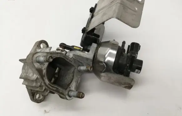Hyundai Santa Fe EGR valve 13M070112