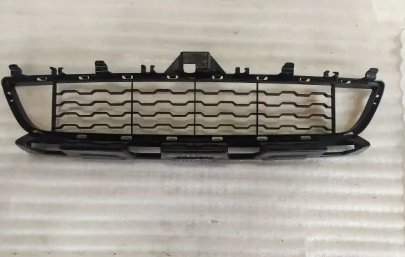 BMW 4 F32 F33 Front bumper lower grill 8054503