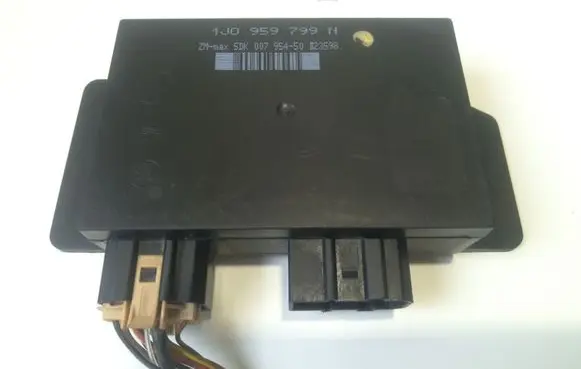 Volkswagen PASSAT B5 Comfort/convenience module 1J0959799N 5DK00795450