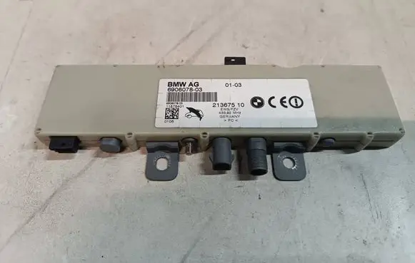BMW 5 E39 Aerial antenna amplifier 6906078