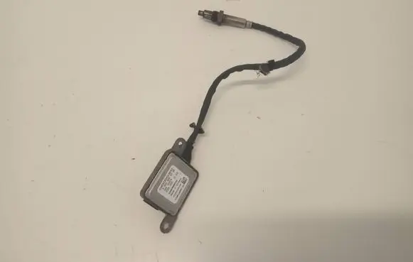 Mercedes-Benz S W222 Lambda probe sensor A0009050008 A2C1261020024 170612060103
