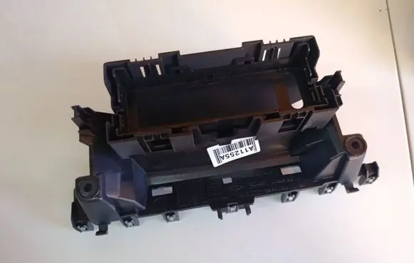 Ford Mondeo MK IV Other interior part 682470008R