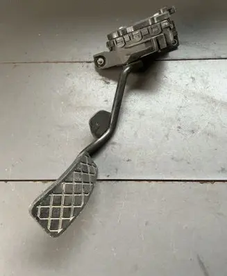 Audi A4 S4 B7 8E 8H Accelerator throttle pedal 8E2721523E