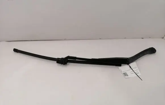 Mercedes-Benz E W212 Windshield/front glass wiper blade a2128201444