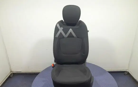 Renault Captur Front driver seat