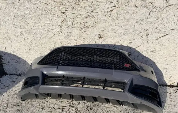 Ford Focus Front bumper