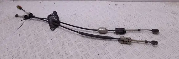Suzuki Grand Vitara II Gear shift cable linkage
