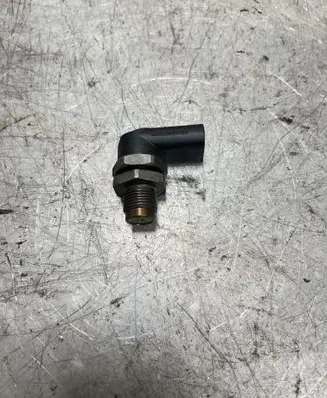 BMW 5 E60 E61 Fuel main line pipe 0281002497