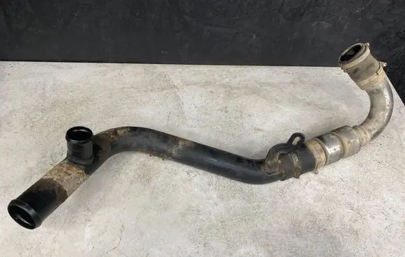 Volvo V50 Intercooler hose/pipe 
