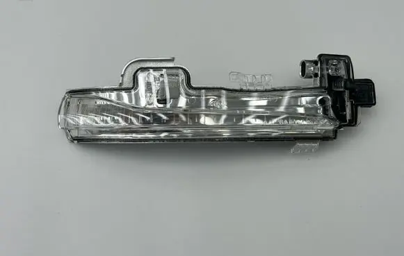 Volvo S60 Mirror indicator light 3100928 3100930 4044024