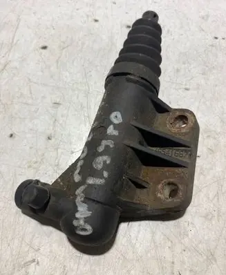 Volkswagen Multivan T5 Clutch slave cylinder 46541667
