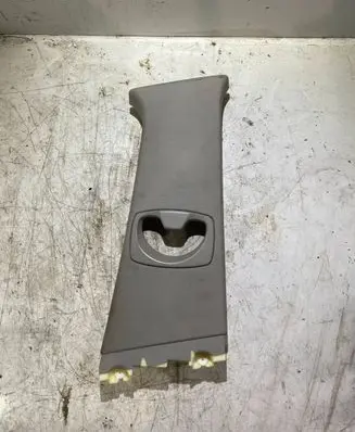 BMW 5 E60 E61 (A) pillar trim 7027086