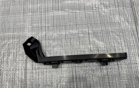 Maserati Grecale Rear bumper mounting bracket 670157267