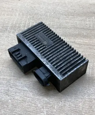 Renault Scenic I Glow plug pre-heat relay 7700111525
