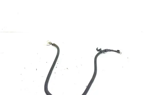 Mercedes-Benz Vito Viano W639 Positive cable (battery)