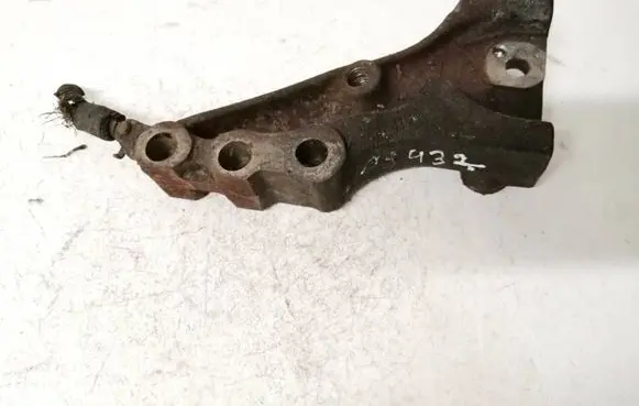 Honda Civic Engine mount bracket 100smja0600