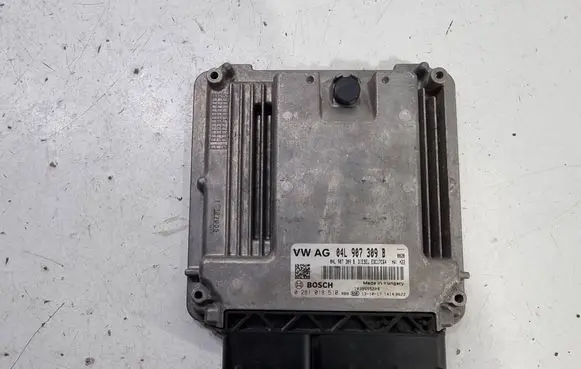 Volkswagen Golf VII Engine control unit/module 04L907309B 0281018510