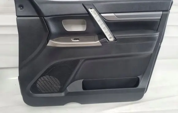 Mitsubishi Pajero Front door card panel trim 7221A406ZZ