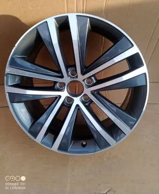 Volkswagen Sharan R18 alloy rim 