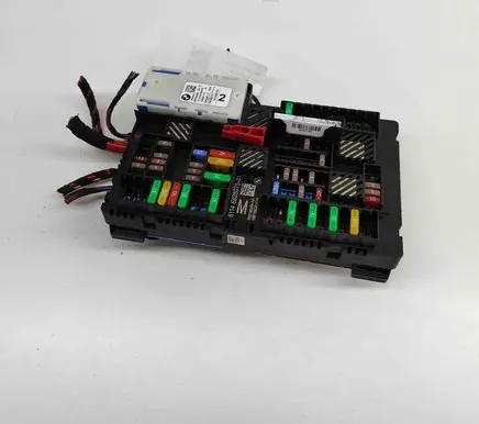 BMW X3 G01 Fuse module 8795478 55892110